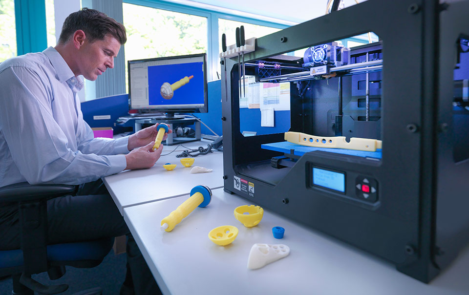 Preparándose para los riesgos de la impresión 3D en su fabricación |  Seguro de viajeros